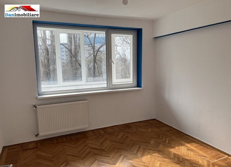 Apartament cu 3 camere in zona Garii de Nord