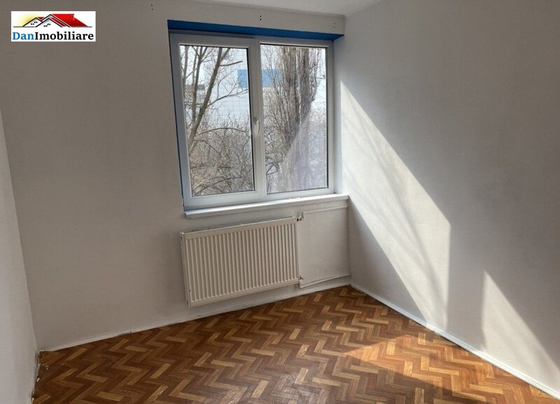 Apartament cu 3 camere in zona Garii de Nord