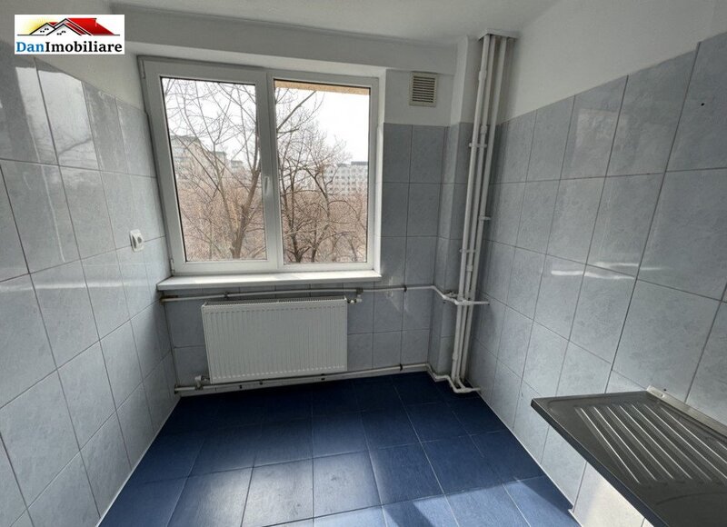 Apartament cu 3 camere in zona Garii de Nord